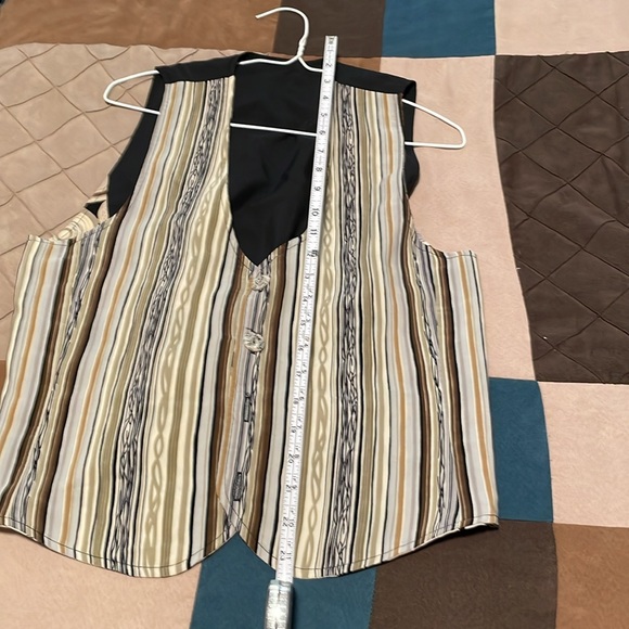 Never worn set of the golf best and short - Picture 5 of 8